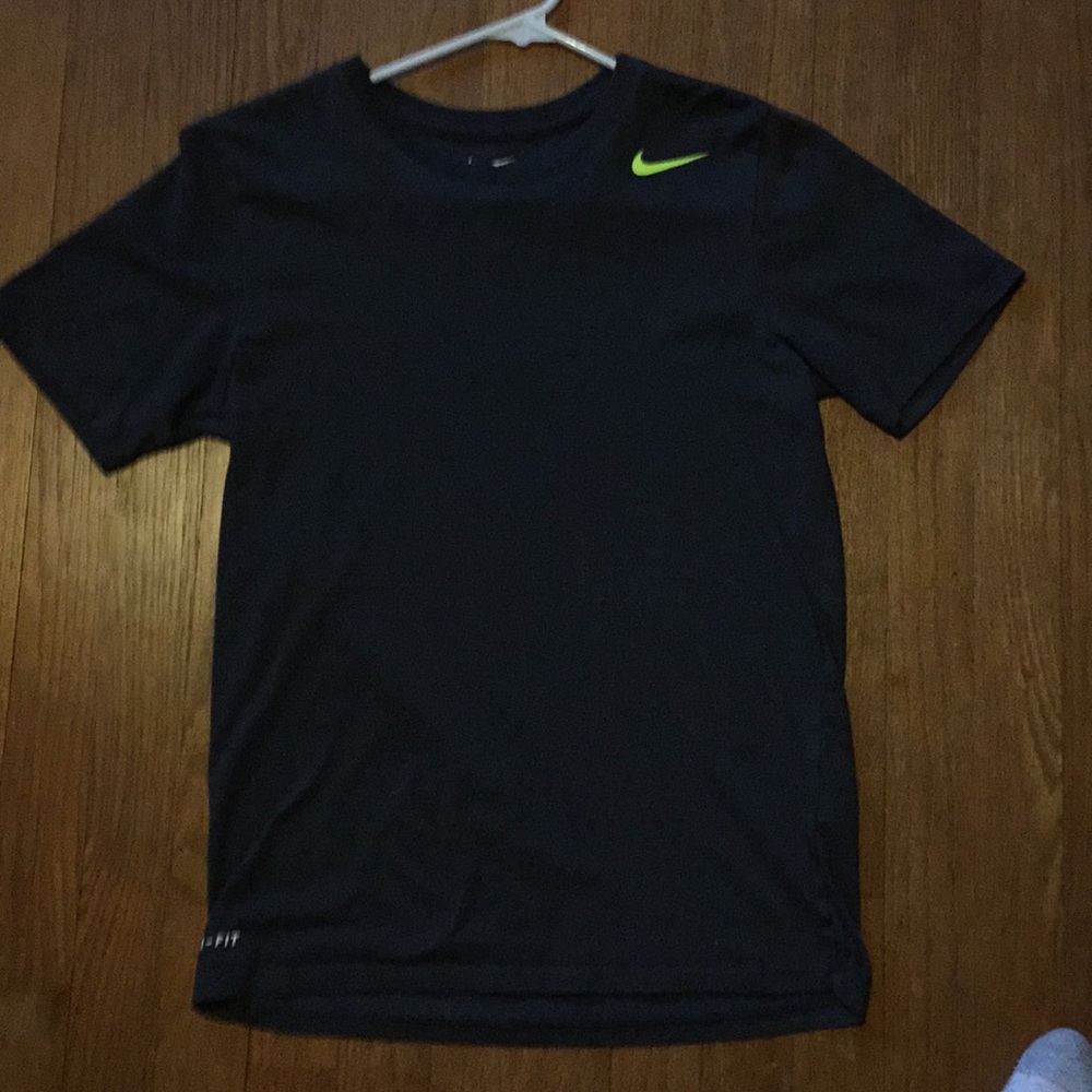Nike t-shirt